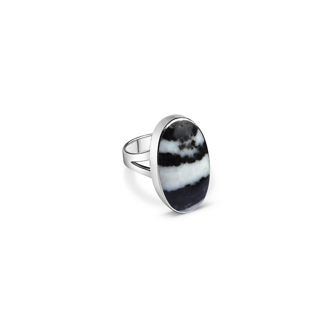 Fv Jewellery Women's Black / White La Stèle Zebra Ring