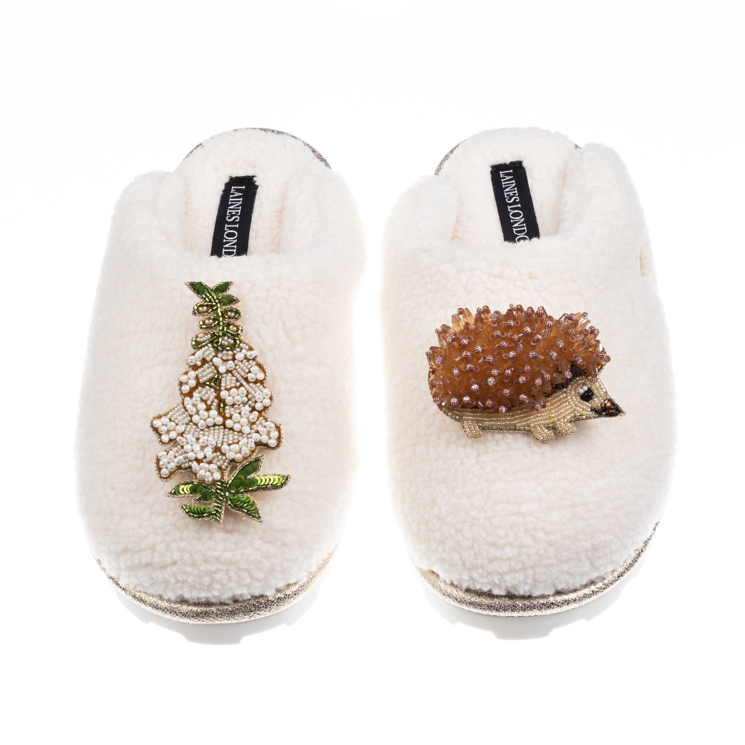 Laines London Women's Neutrals / White Teddy Closed Toe Slippers With Hedgehog & White Foxglove Brooches - Cream In White
