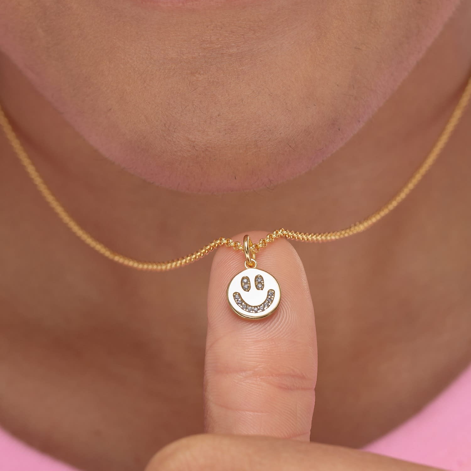 アクセサリー AMBUSH smiley charm necklace 925 gold gold-smiley-face-charm-