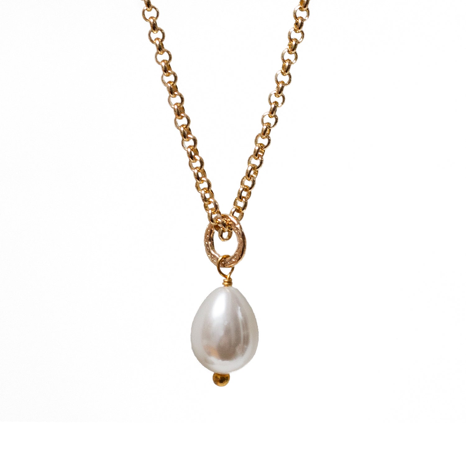 Mirabelle Jewellery Women's Gold / White Gita Large Mother Of Pearl Necklace On Baby Belcher Chain In White