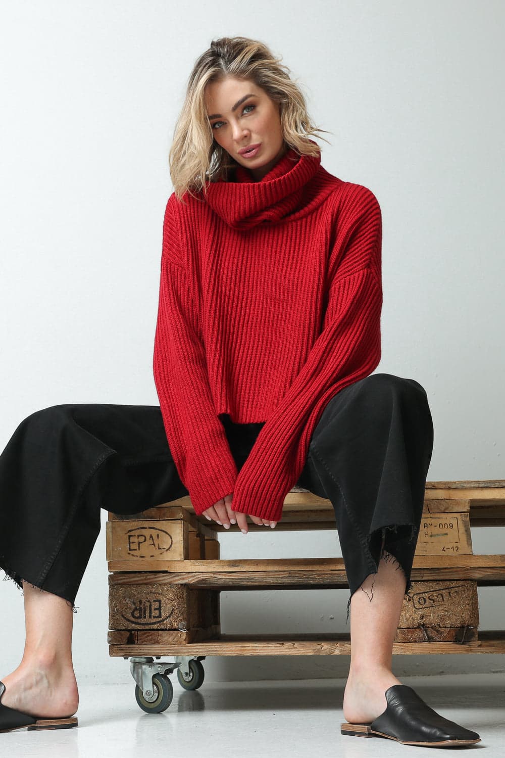 Pine Rollneck Jumper - Red dref Badger | by Wolf d & 