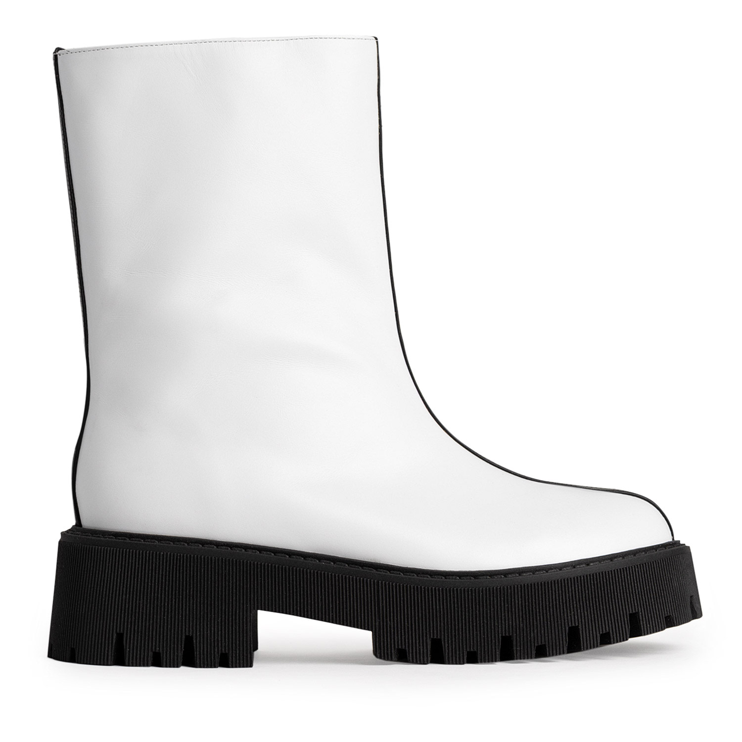 Traces Of Heels Women's Black / White Comet Boots In White Leather With Black Decorative Piping In Black/white