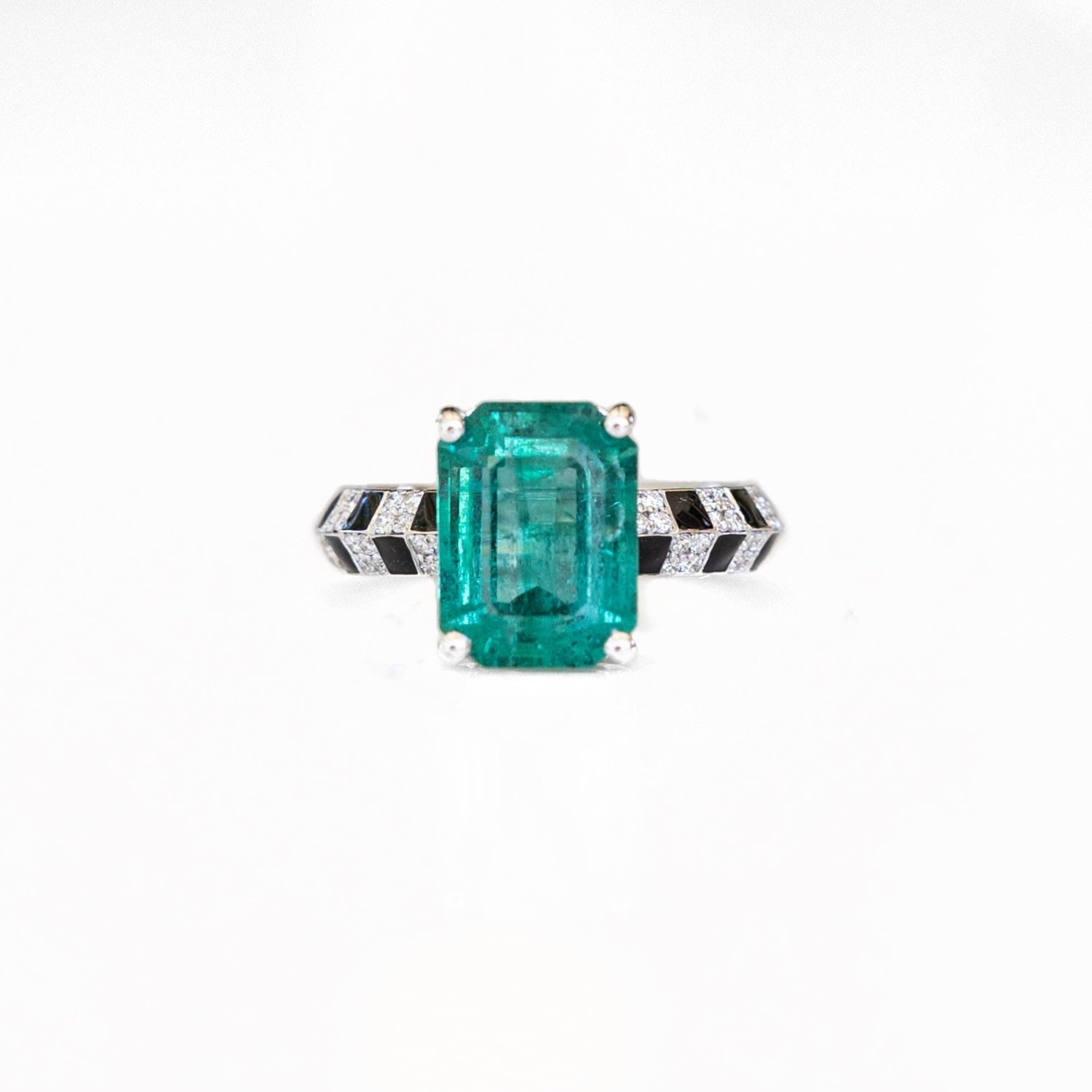 Women’s Green Pinstripe Strength With Emerald Solitaire Knifedge Diamond And Black Enamel Ring Rinoor