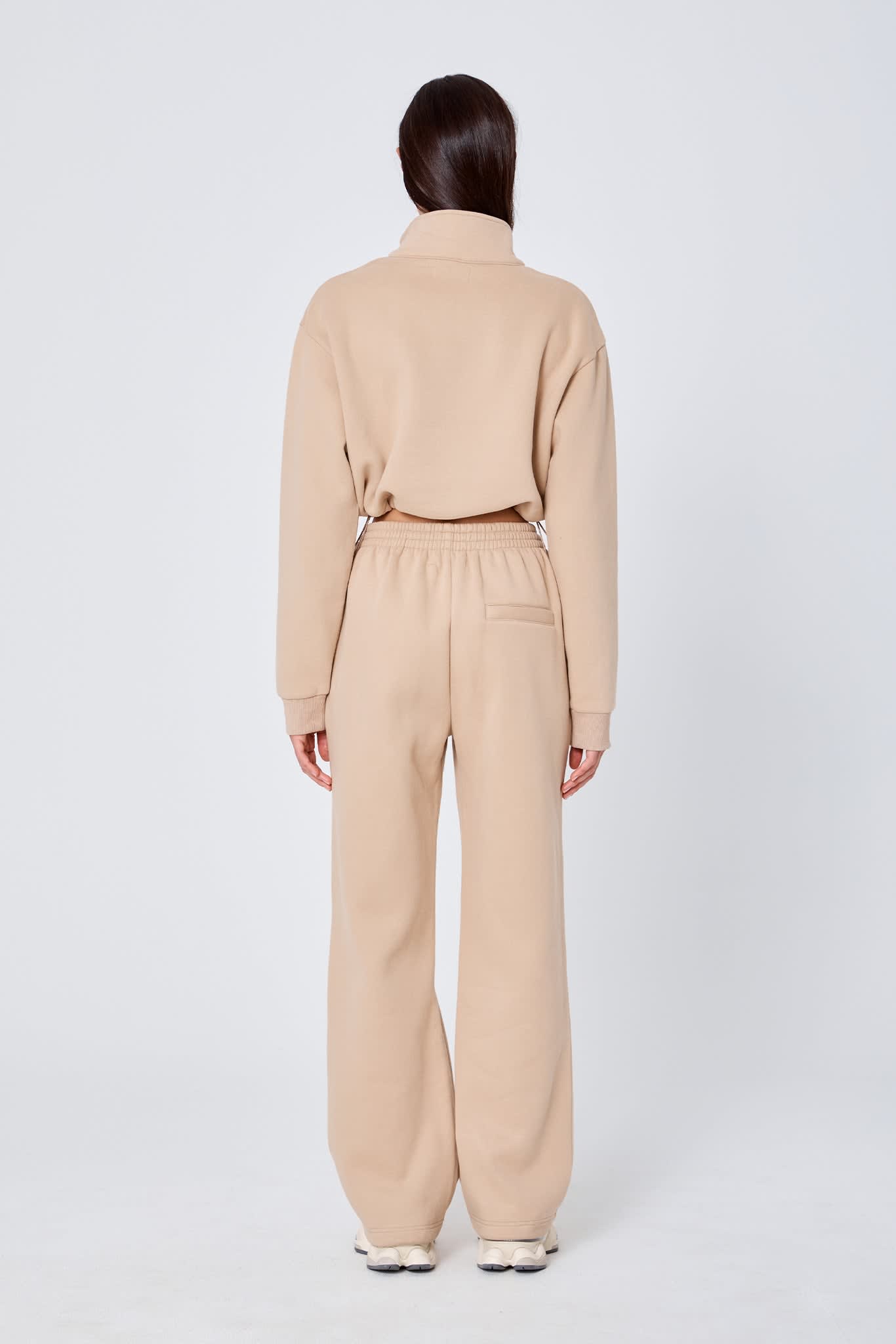 The Straight Leg Track Pant – Atoir