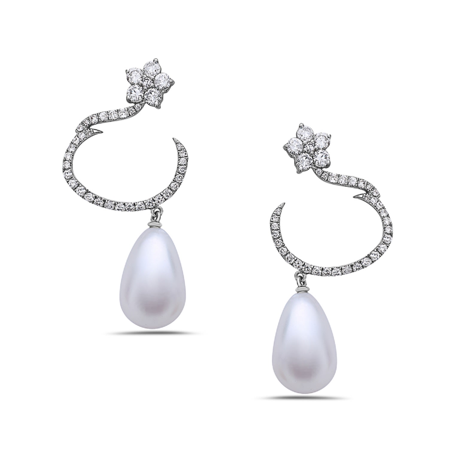 Artisan Women's White / Rose Gold Natural Diamond & Pearl Dangle Earrings In 18k Rose Gold