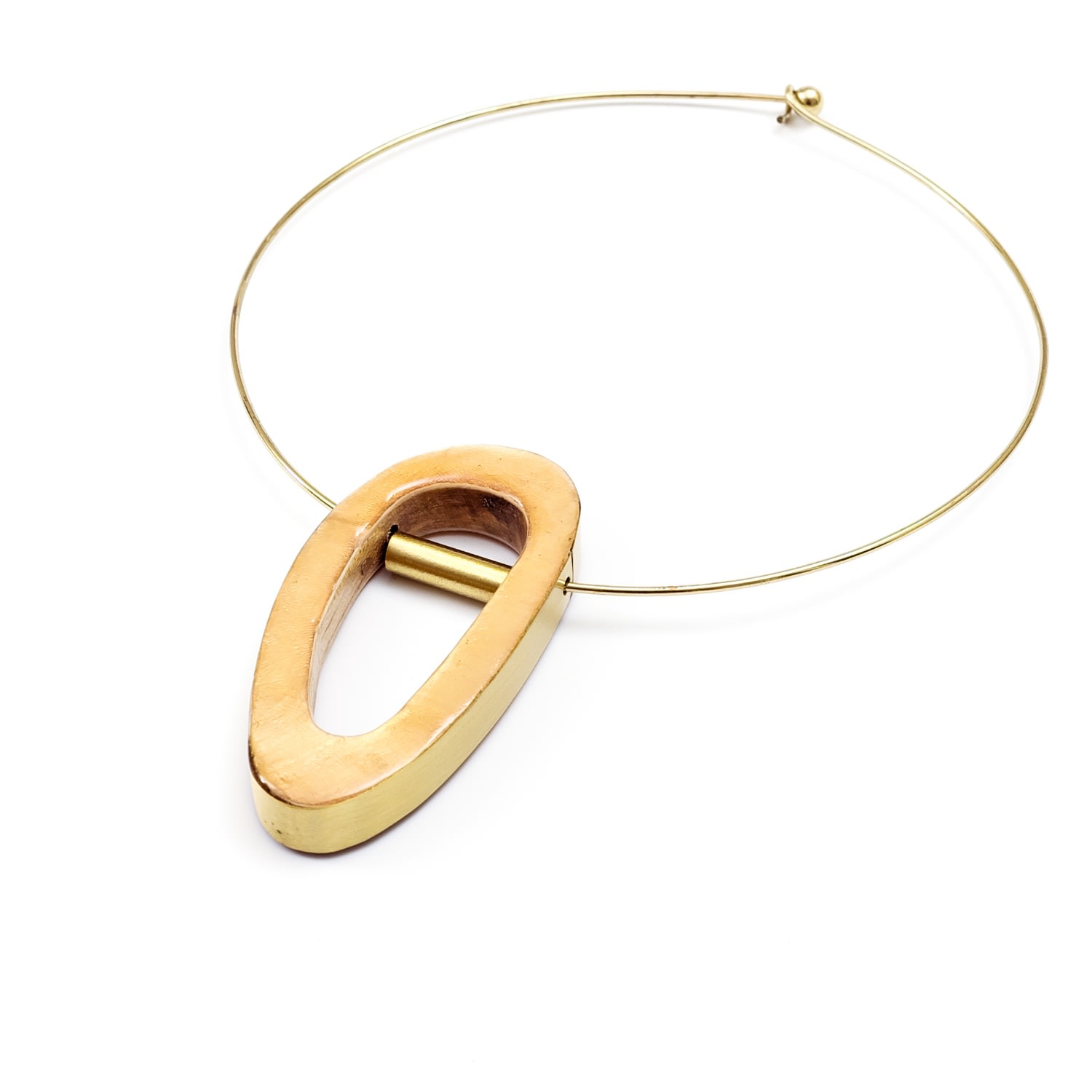 Likha Capiz Shell Necklace In Gold