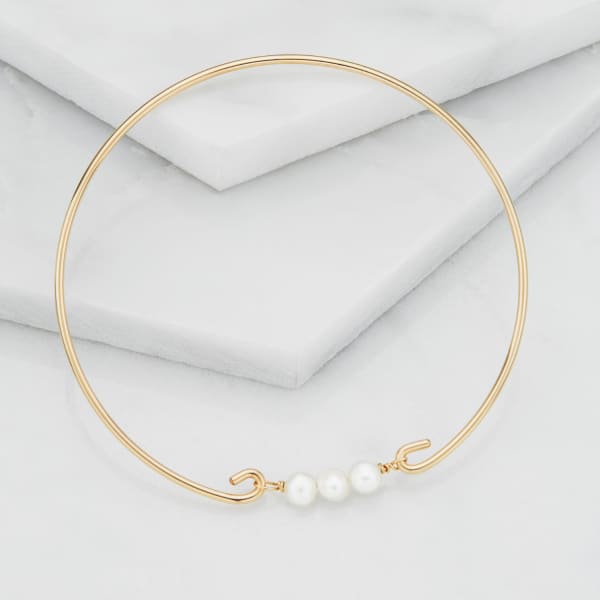 Lily & Roo Sterling Silver Cluster Pearl Bangle In Pearl