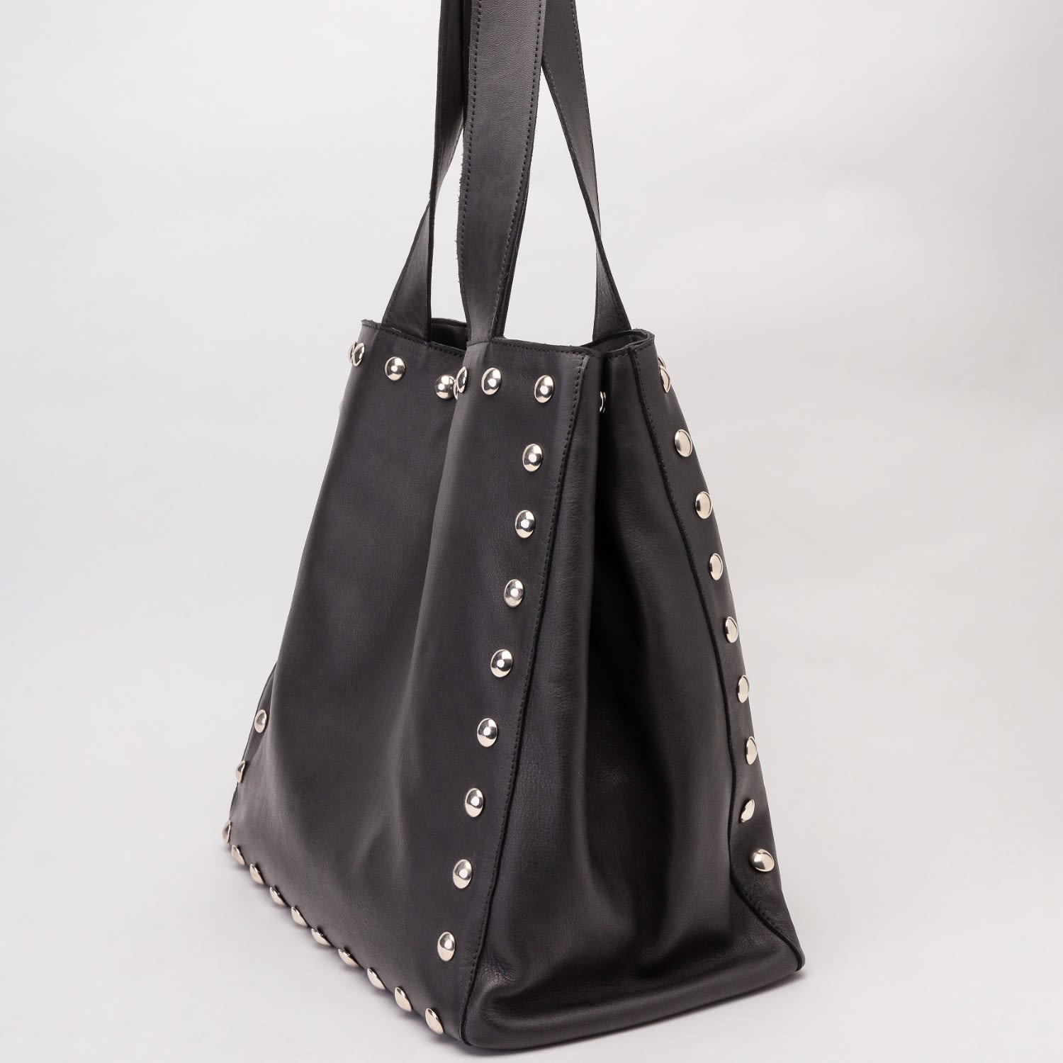 Black Leather Studded Tote Bag JUAN JO Wolf Badger