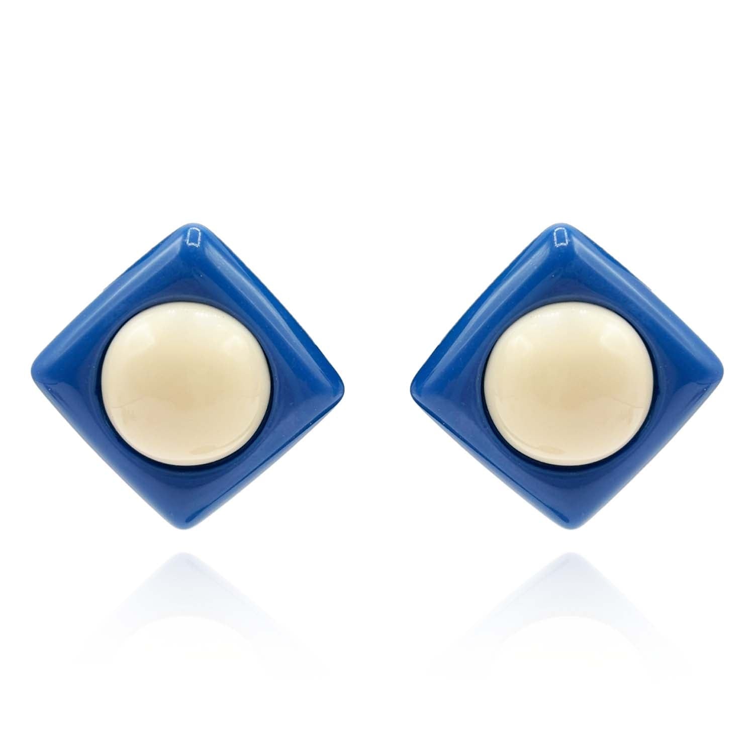 Michael Nash Jewelry Women's Neutrals / Blue Blue Resin Square Clip On Earrings With Ivory Dome Center