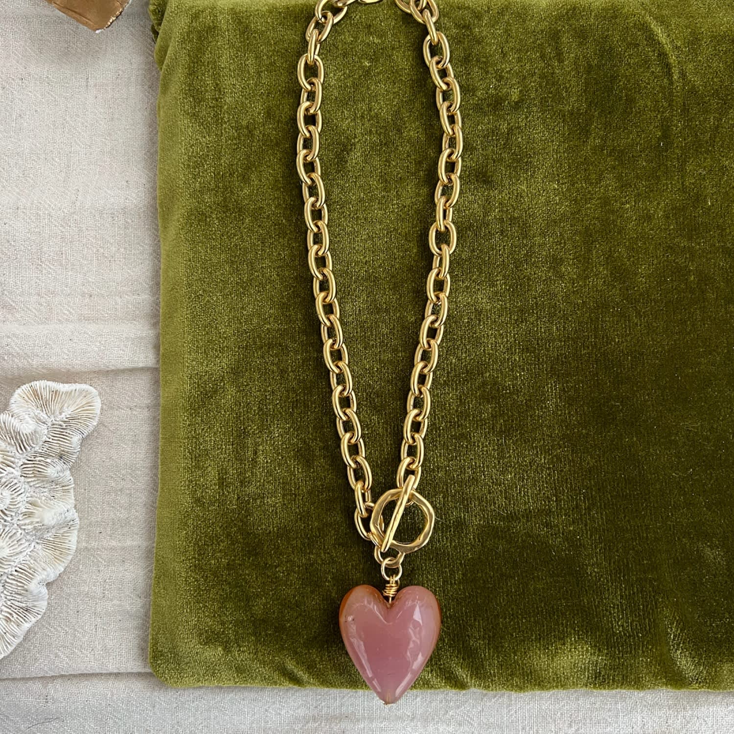 人気ショップ Pink Peach - Necklace Heart Amore | Badger & Wolf | sccollection アクセサリー