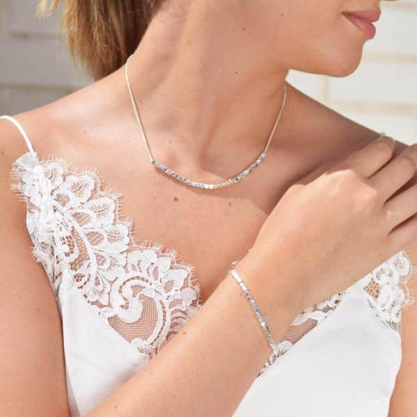 Neola Cube Silver Necklace With Cubes In With