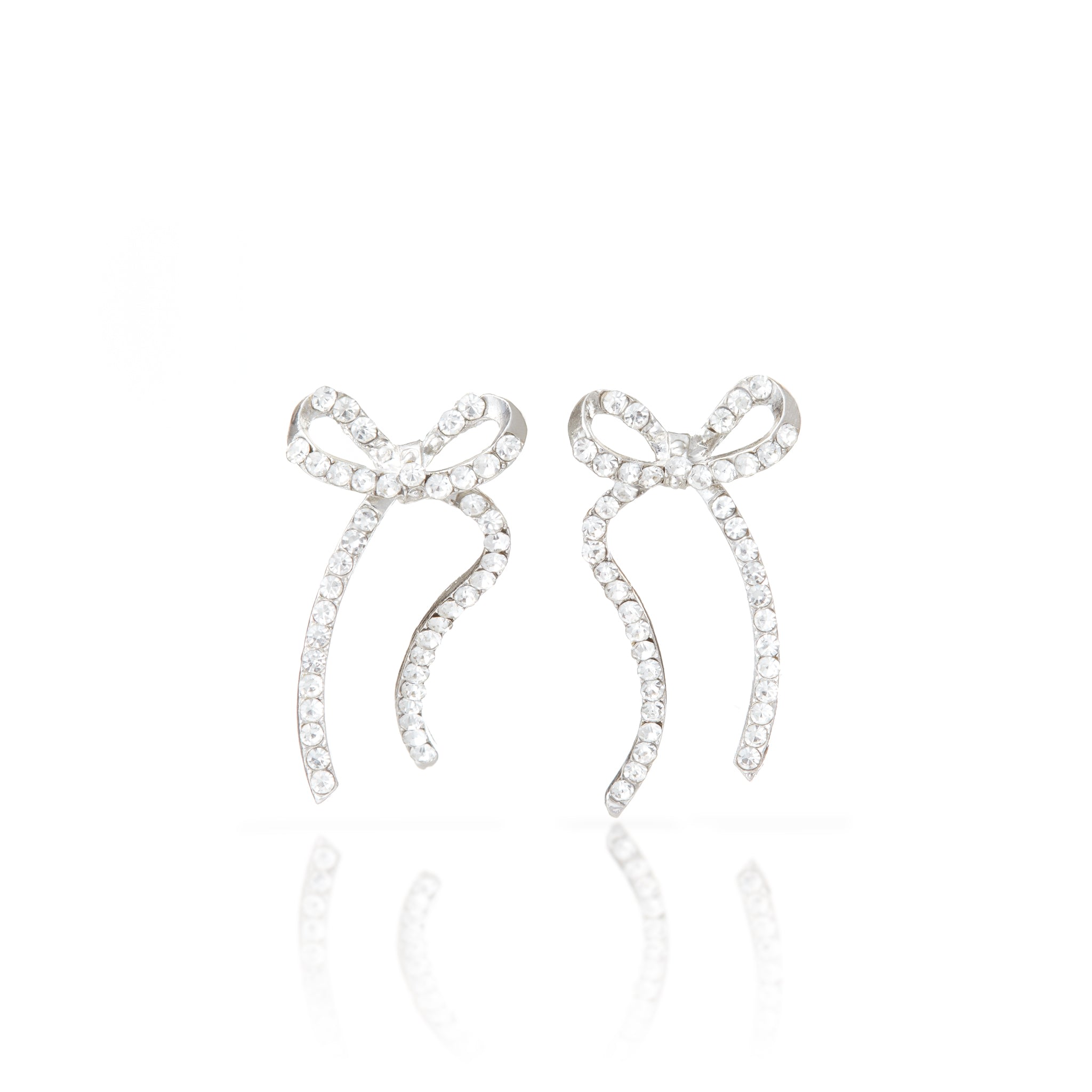 De Chloe Jewels Women's Bow Earrings Silver In Neutral