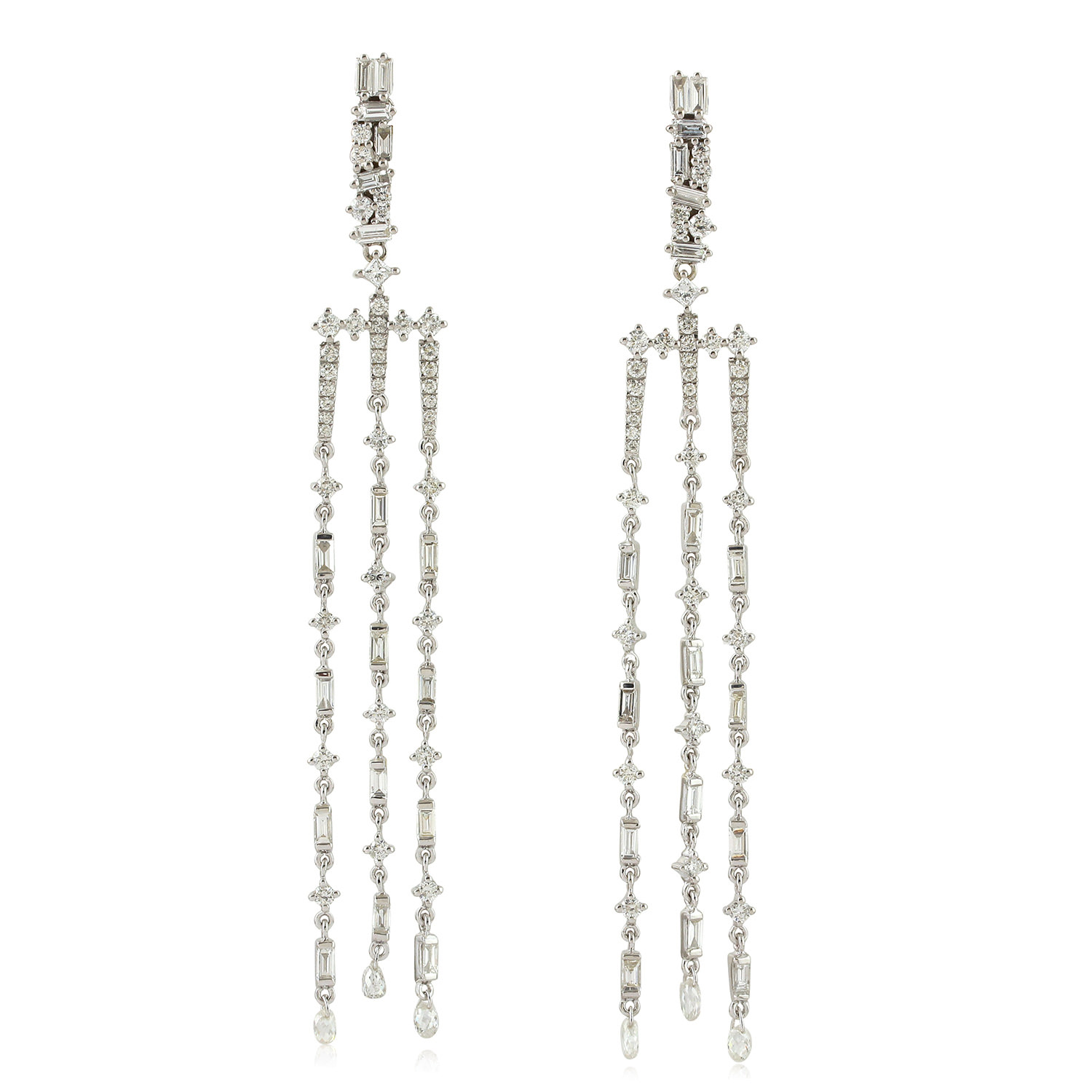 Women’s 18K White Gold In Baguette Natural Diamond Long Chandelier Designer Earrings Artisan