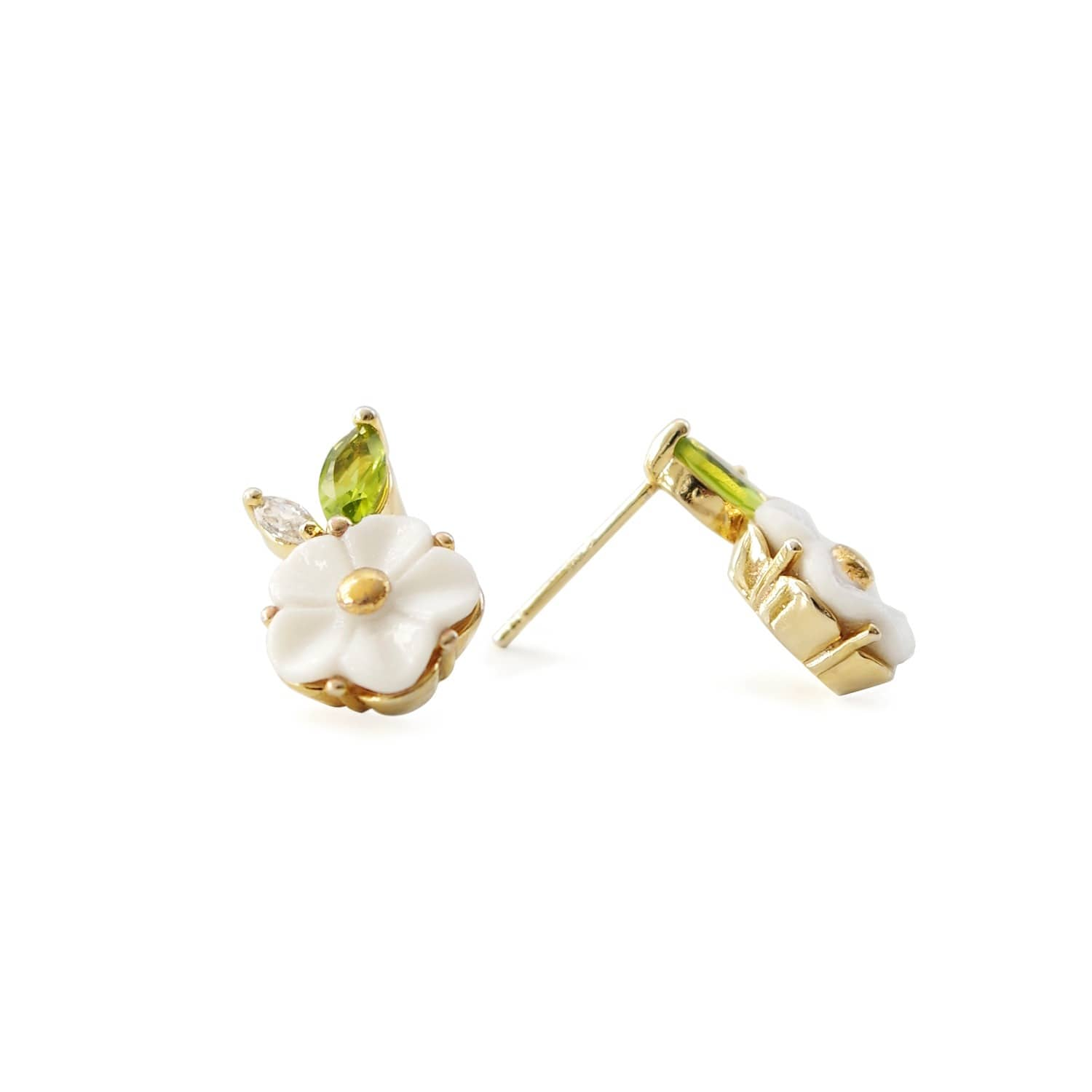 Porcelain Strawberry Flower Stud Earrings Poporcelain Wolf Badger