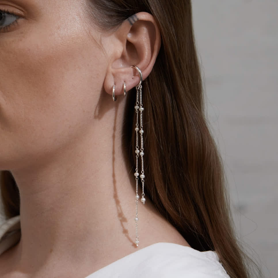 Terra Pearl Ear Cuff Silver | Rachel Entwistle Jewellery | Wolf