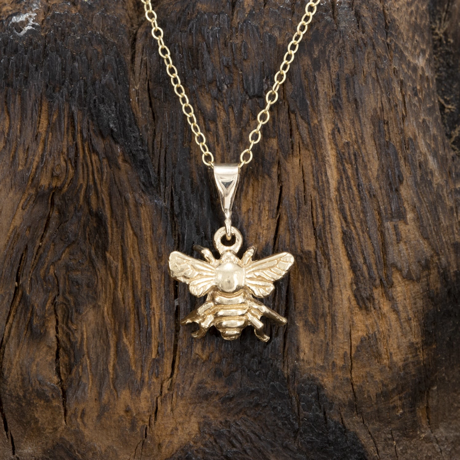 Simon Kemp Jewellers Women's Solid Nine Carat Gold Bee Pendant
