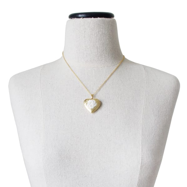 Poporcelain Classic Heart Locket With Porcelain Rose Pendant Necklace In Pendant