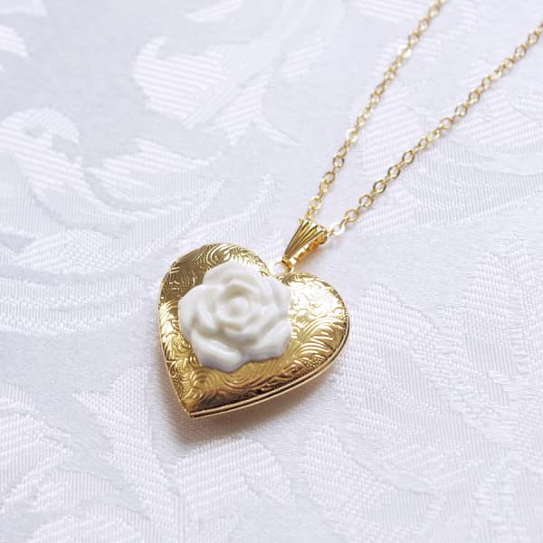 Poporcelain Classic Heart Locket With Porcelain Rose Pendant Necklace In Pendant