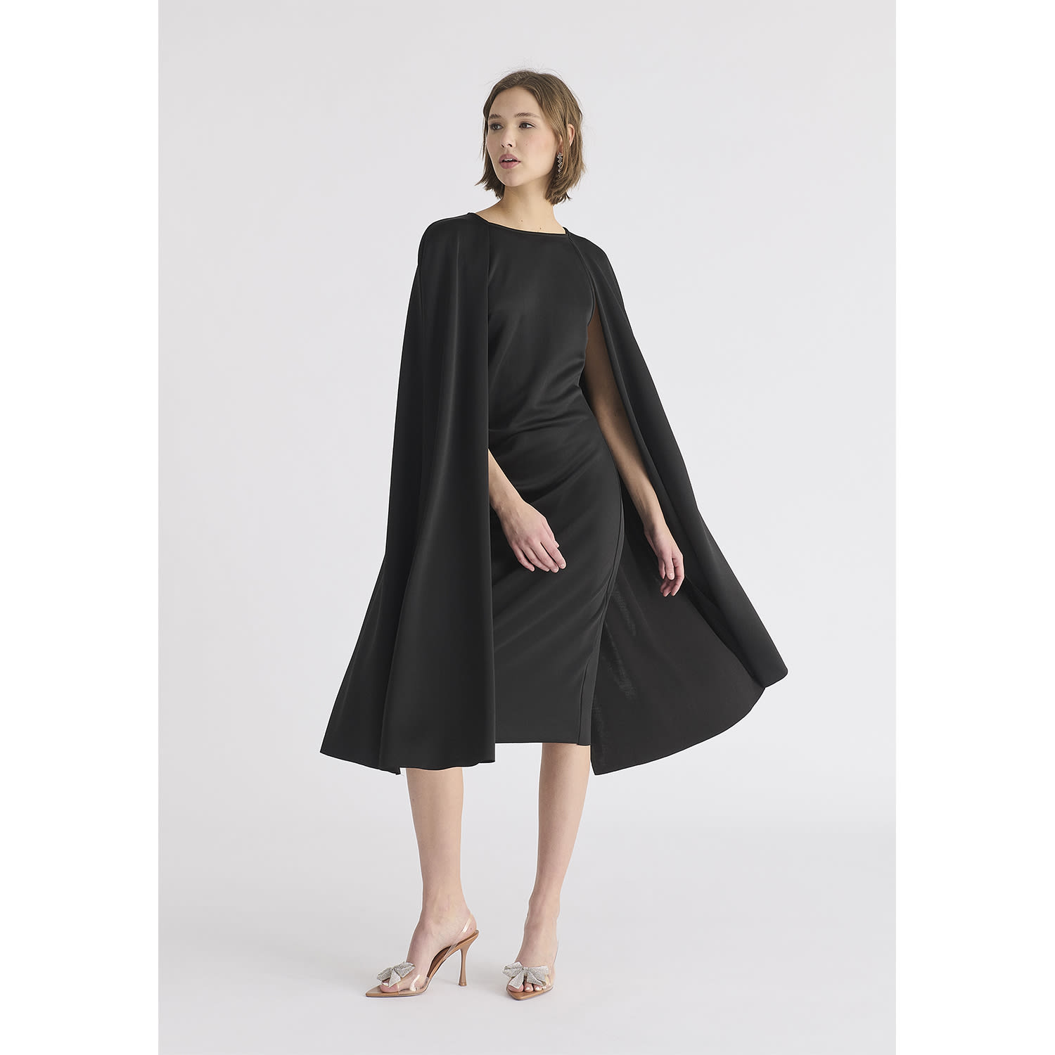 Cape Sleeves Dress With Waist Details In Black | PAISIE