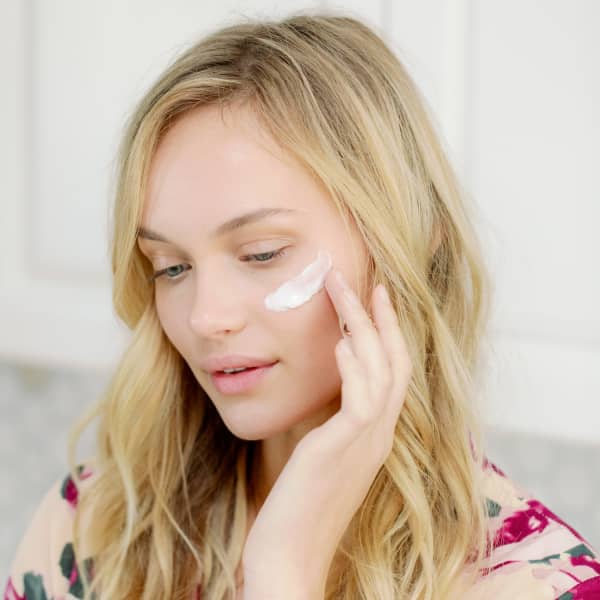 Melach 33 Nourishing Eye Cream In Eye