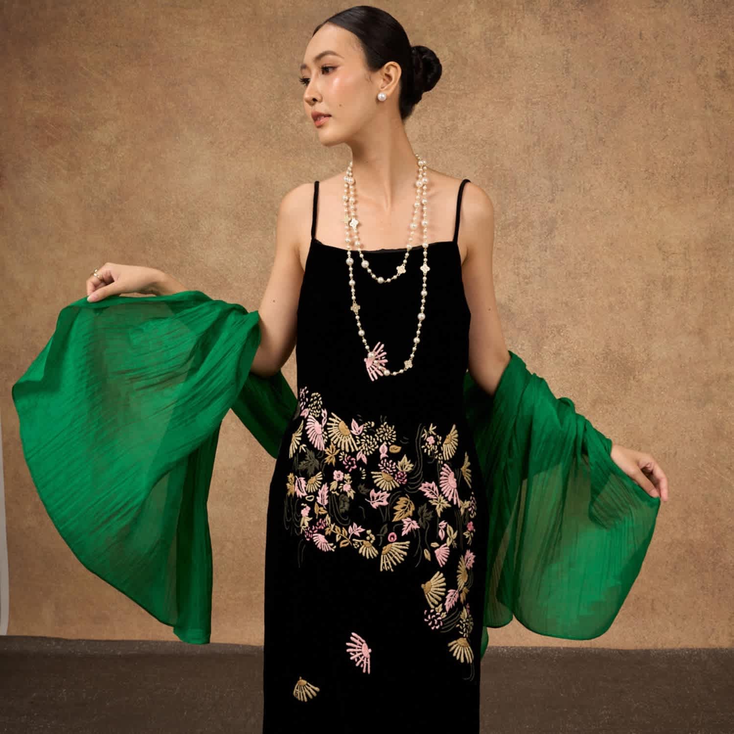 Emerald Green Habotai Silk Scarf  Wedding Silk Shawl Wrap | Silk and Bears  | Wolf & Badger