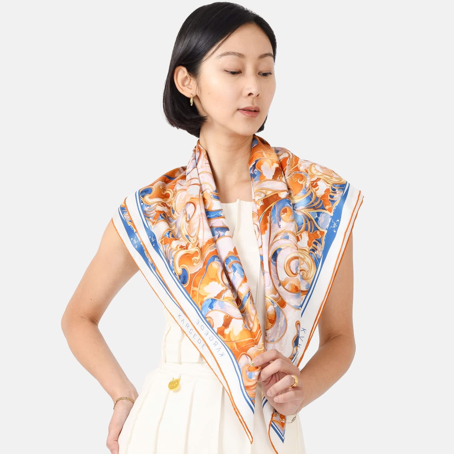アーツアンドサイエンスSquare scarf MDMG-B 2024/Silk 2_d5755e69-d8c7-4f99-84c7-