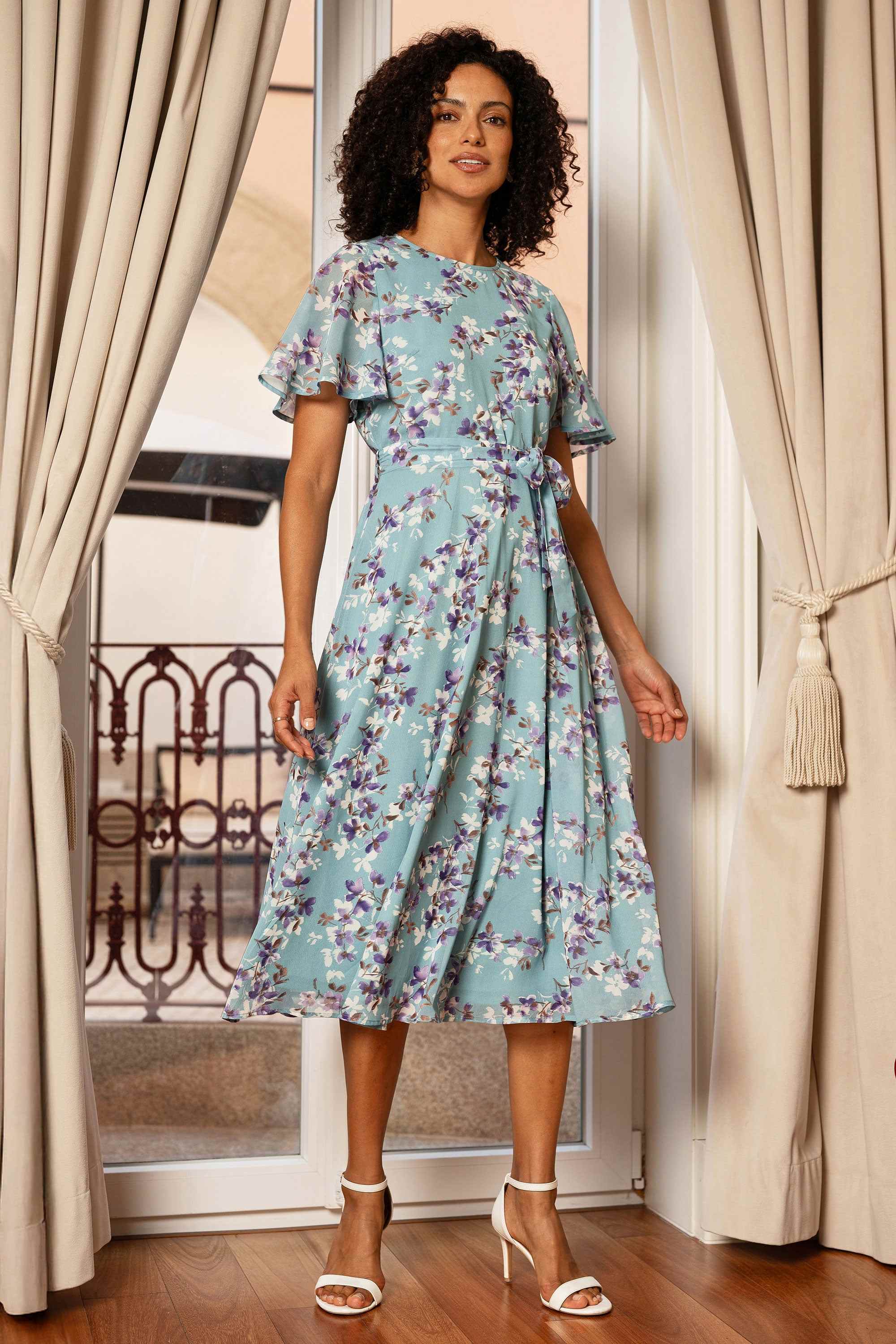 midi skater dress Nesta Boat Neck  Pamela Scott Pretty in pink for wedding invites Flattering skater style Print designed in house exclusively for Yumi Regular side neck to hem 46.5 /117.5cm Yumi Blue Blossom Skater Midi