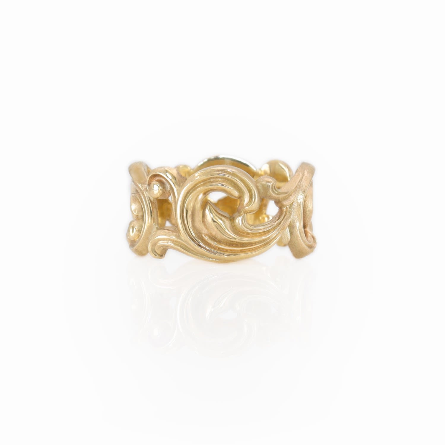Gabriella Alicia Women's Gold Scroll Band In Gold