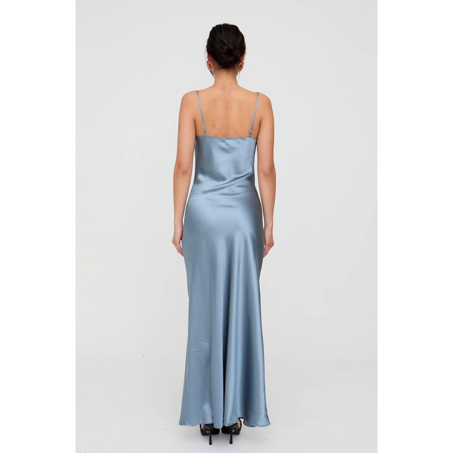 roxy blue dress Rent Oh Polly Embellished Halterneck Mini Dress in Aqua Blue main image 1