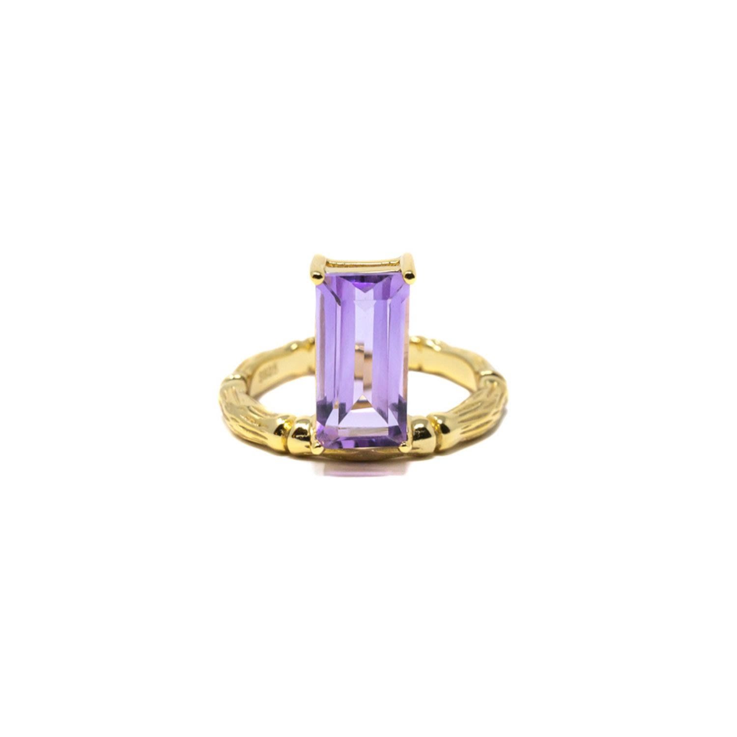 Nasi Silver Women's Purple Floating Bamboo Baguette Gemstone Ring- Amethyst, Gold In Gold