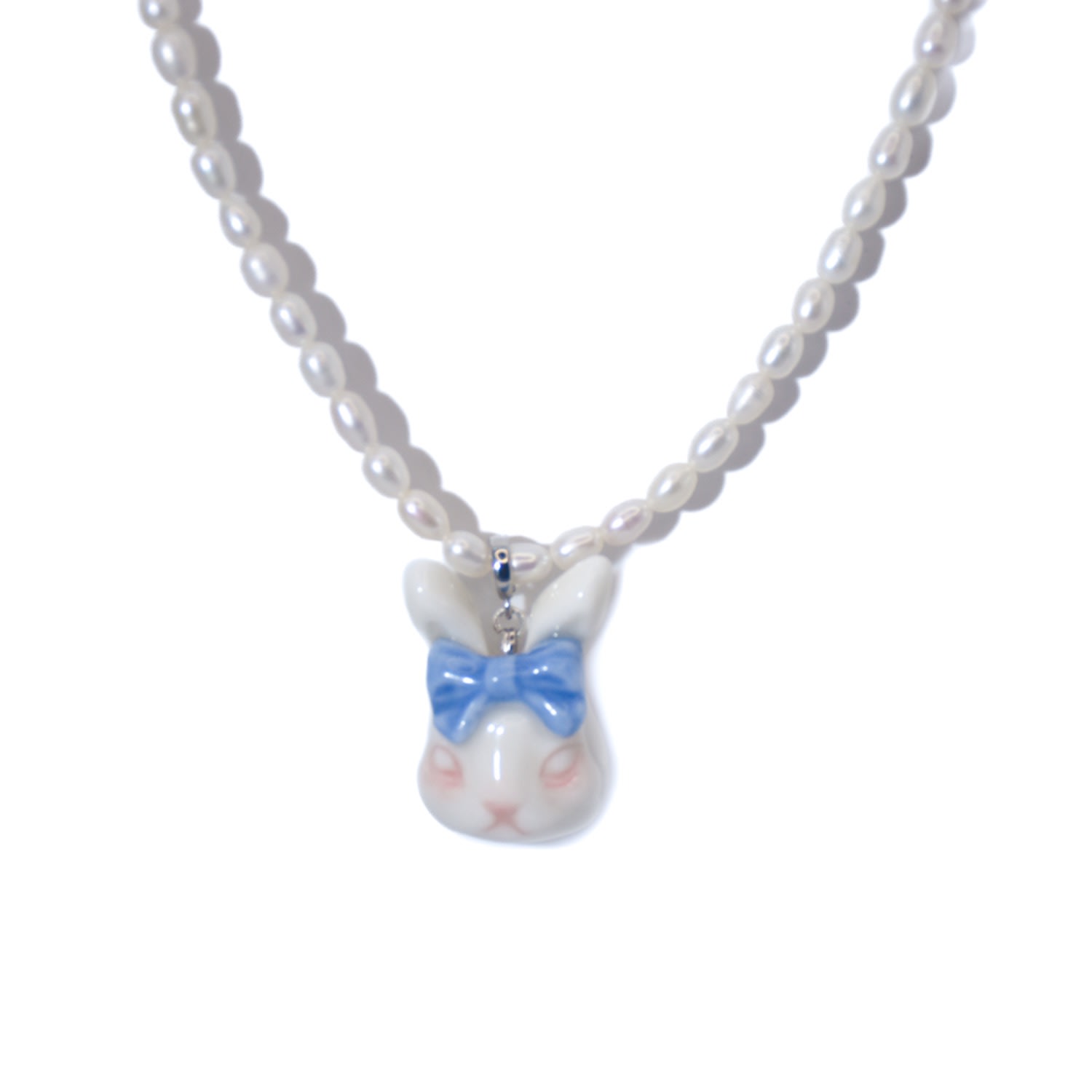 H2 Studio Women's Pink / Purple / Blue Grumpy Bunny Purple Blue Bow Tie Freshwater Pearl Necklace