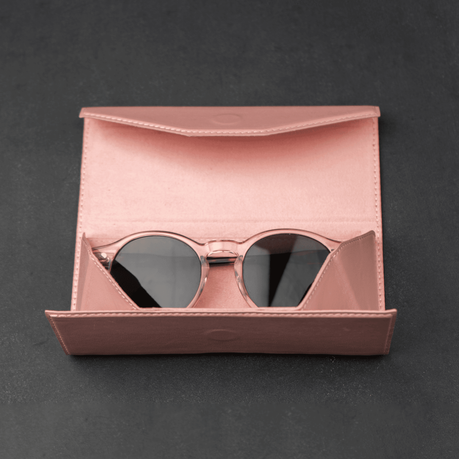 luxury-leather-sunglasses-case  display picture 1