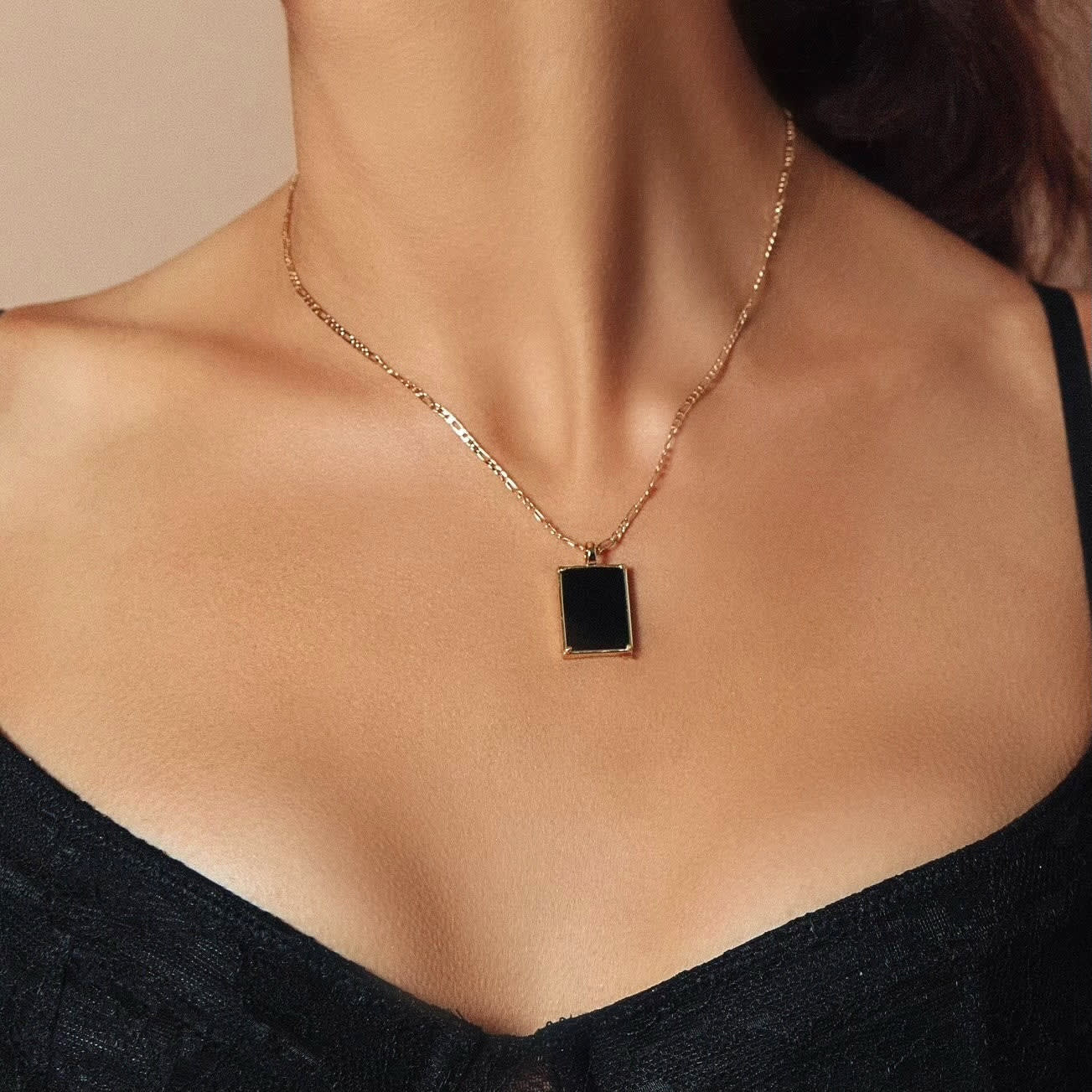 Onyx on sale crystal necklace