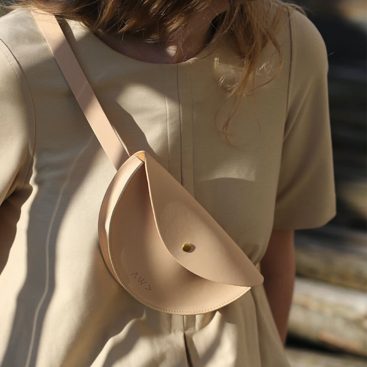 なまけもの♡14kgf Semi-Circle Belt Bag – Natural | A Weathered Penny | Wolf