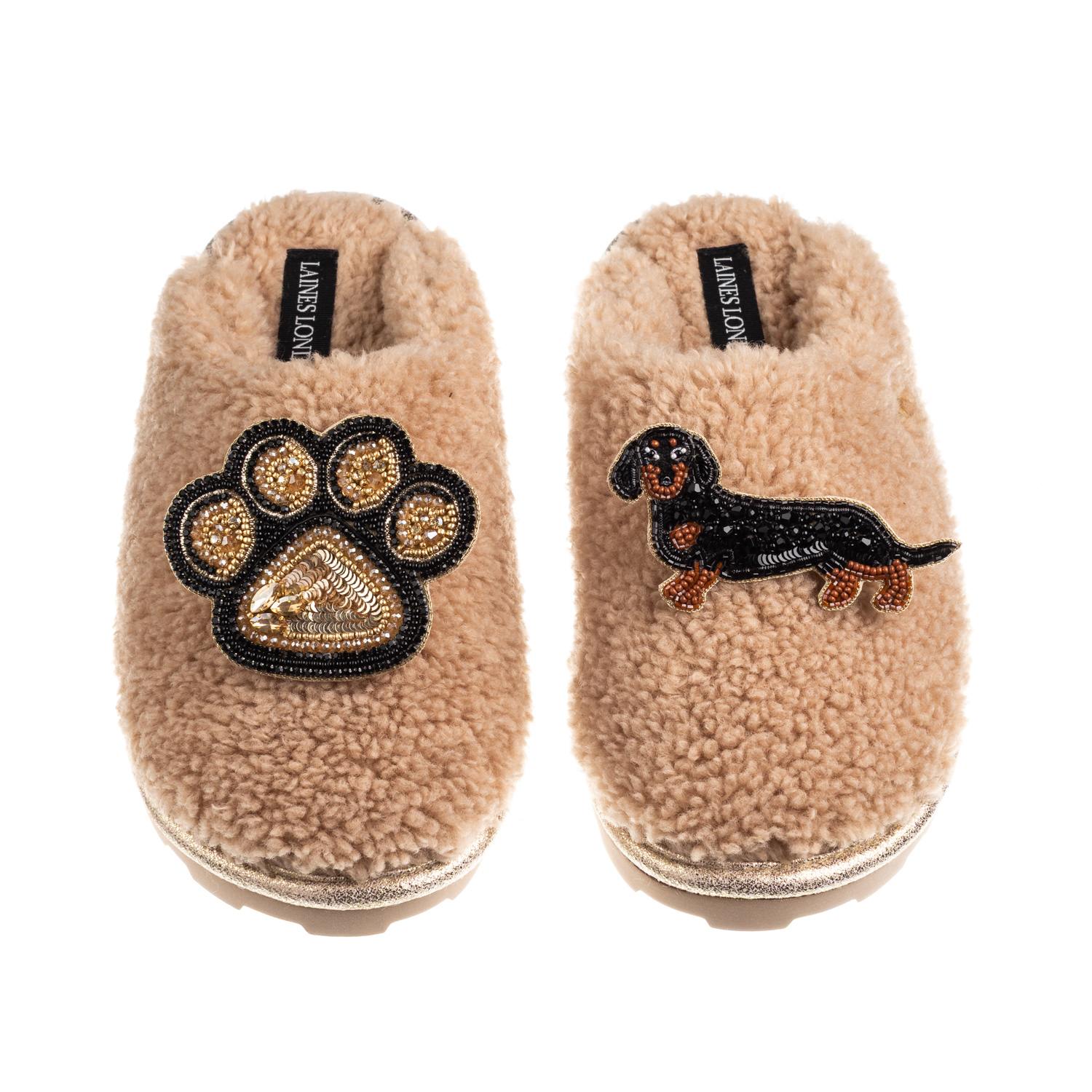 Laines London Women's Brown / Neutrals Teddy Closed Toe Slippers With Paw & Black & Tan Dachshund Brooches - Toffe In Brown