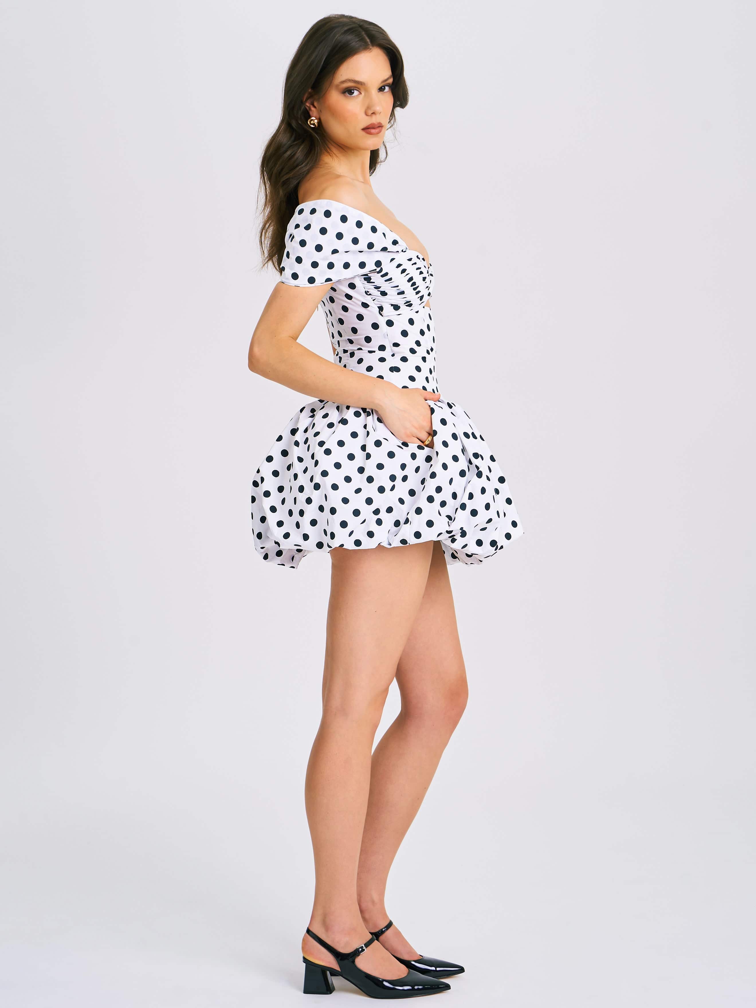 【Uhr/ウーア】Dot Mini Dress 3-4y Uhr/ウーア】Dot Mini Dress 3-4y Uhr/ウーア】Dot Mini Dress 3