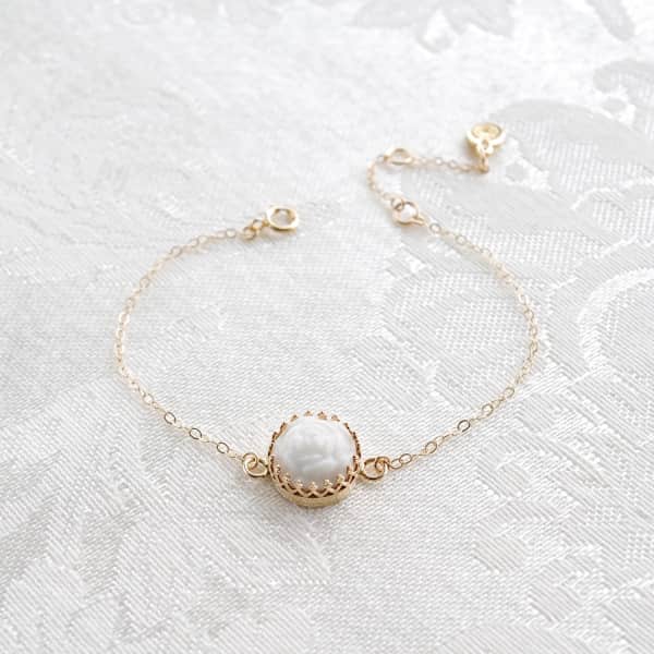 Poporcelain Mini Porcelain Rose Charm Gold Bracelet In Gold