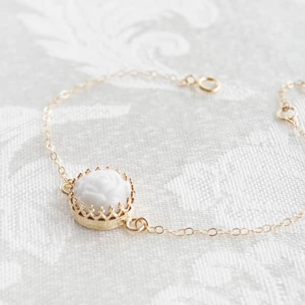 Poporcelain Mini Porcelain Rose Charm Gold Bracelet In Gold