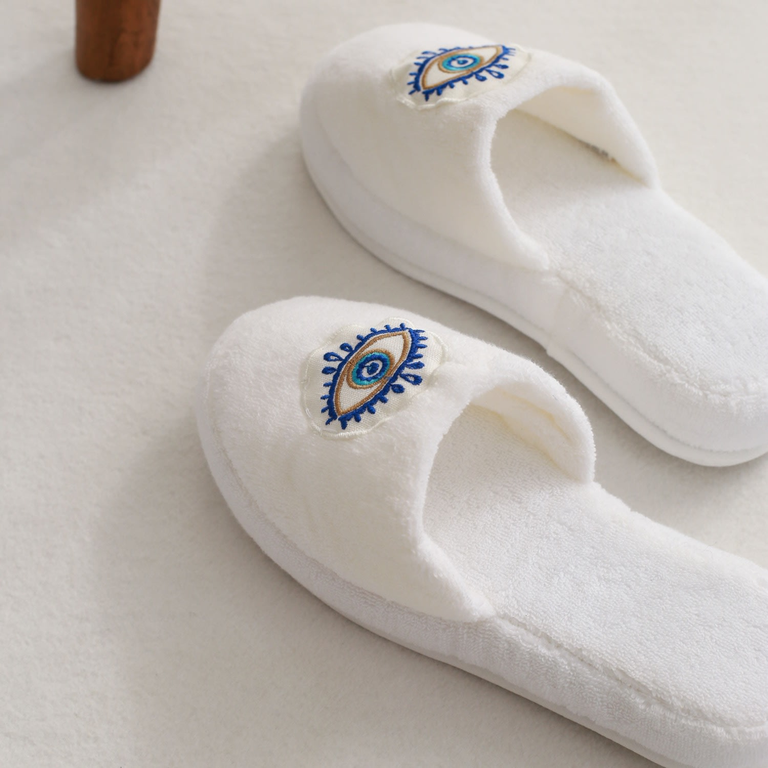 Women's Eye Embroidery Cotton Bath Slippers | Medium | Km Home Collection