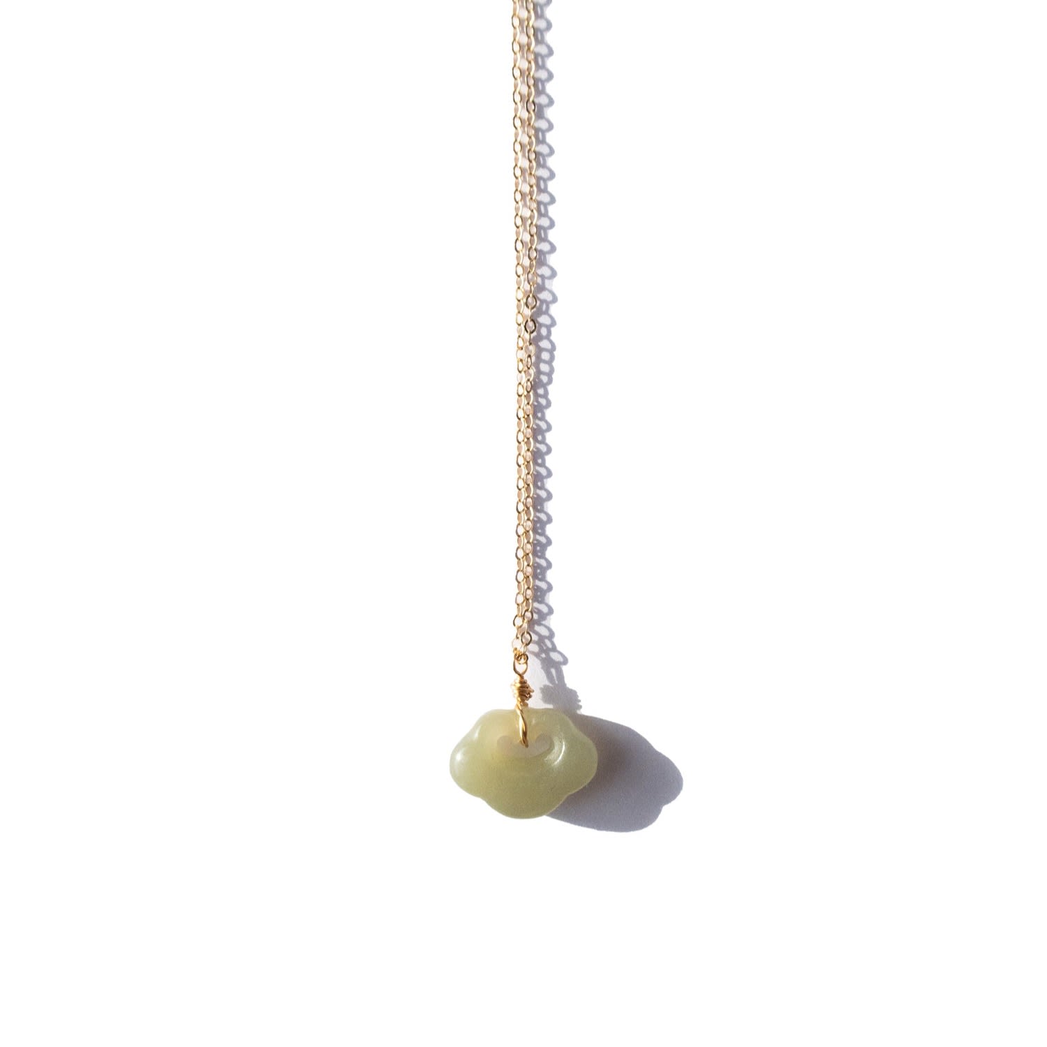 Seree Women's Green / Gold Cloud Green Jade Pendant Necklace