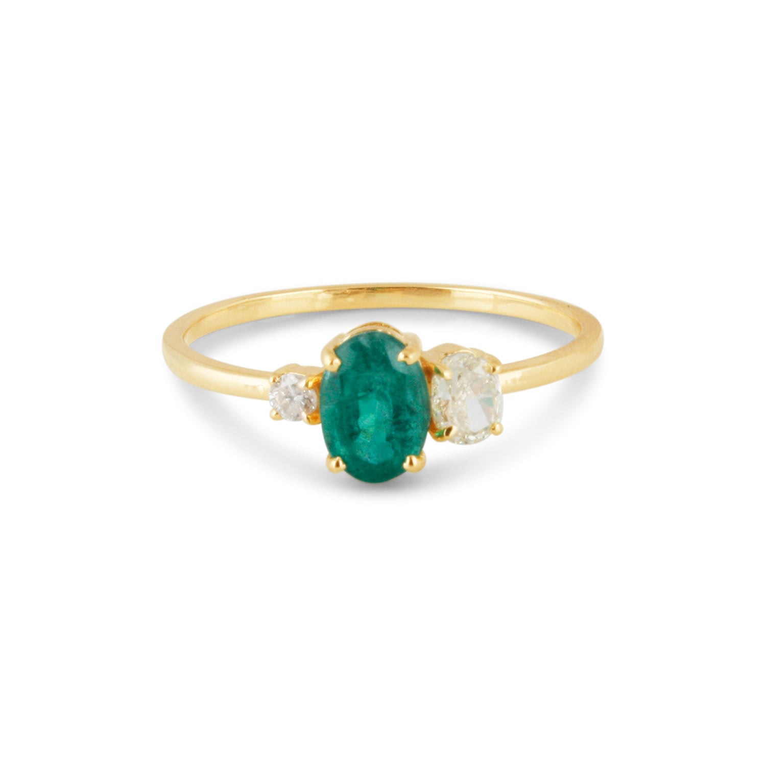 Women’s Emerald Oval And Diamond Ring In 18K Yellow Gold Tresor Collection