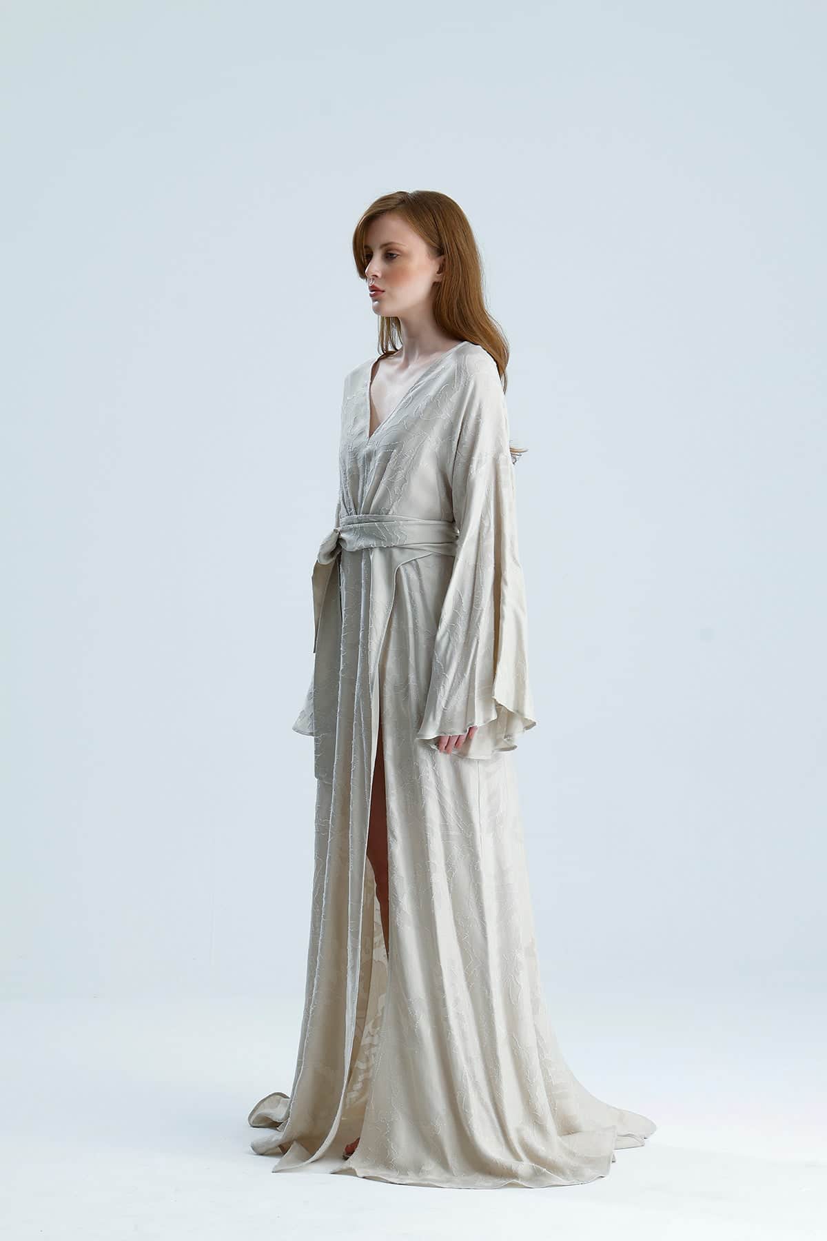 loose fit silk dress Vetements Loose-fit Sleeveless Silk Dress