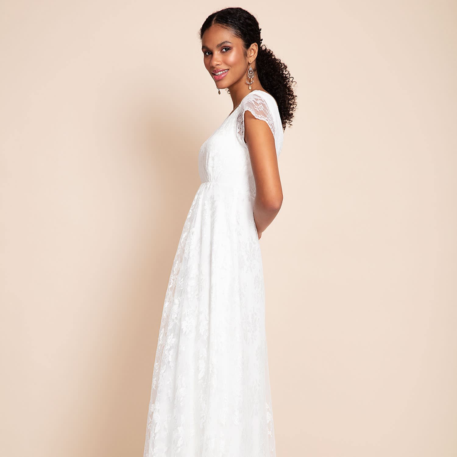 Evangeline Bridal Gown In Ivory Lace Alie Street London Wolf