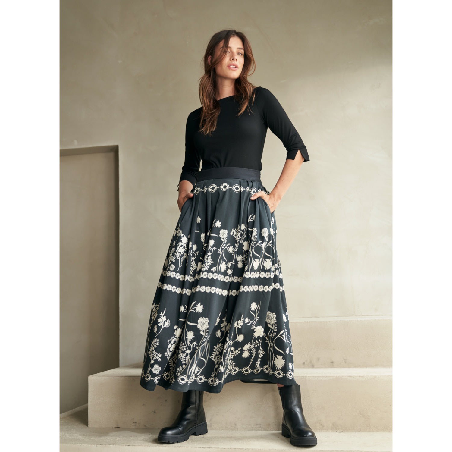 Green Tiger Print Maxi Skirt | Marianna Déri | Wolf & Badger