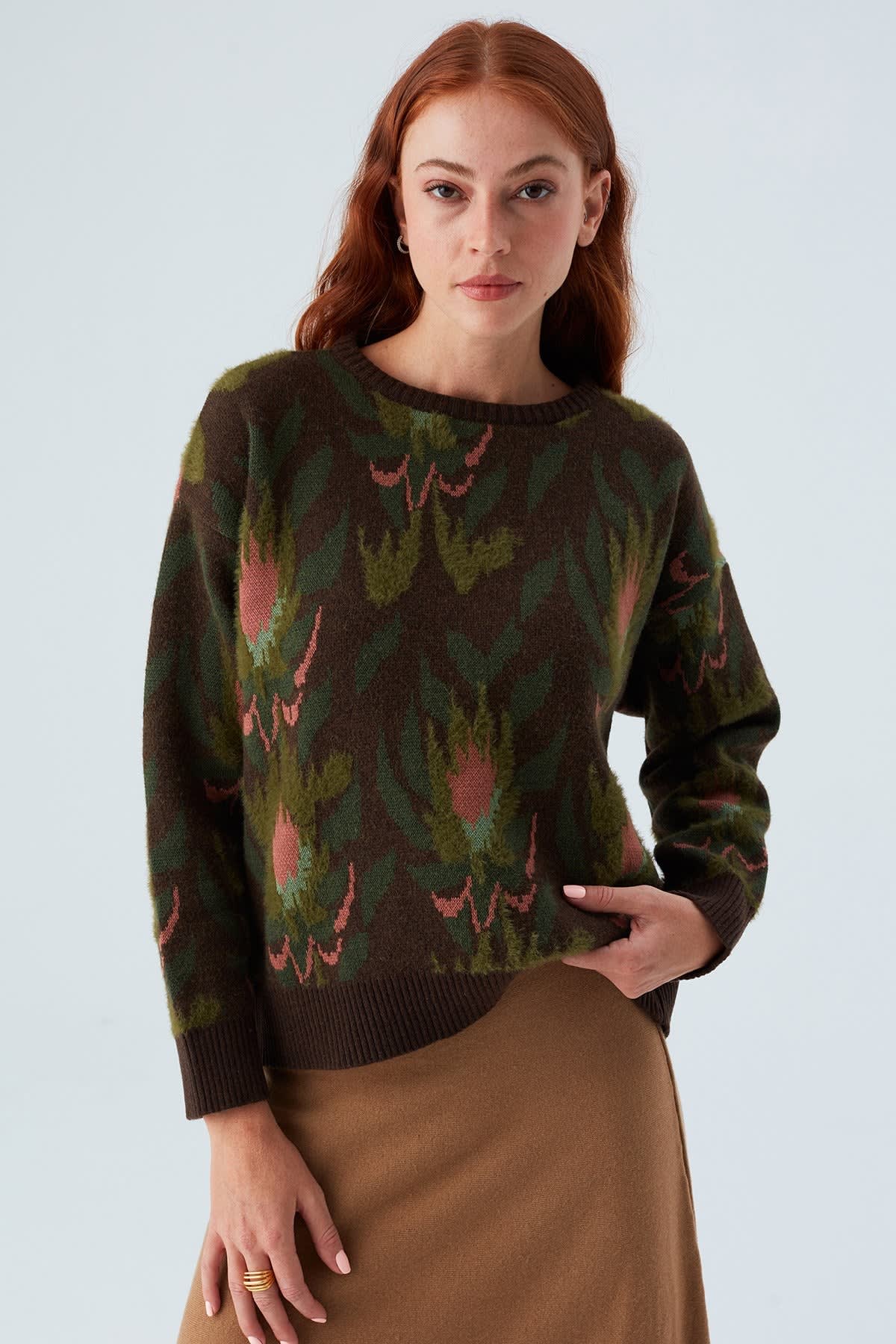 Flower Patterned Knit Pullover - Multicolour by Peraluna