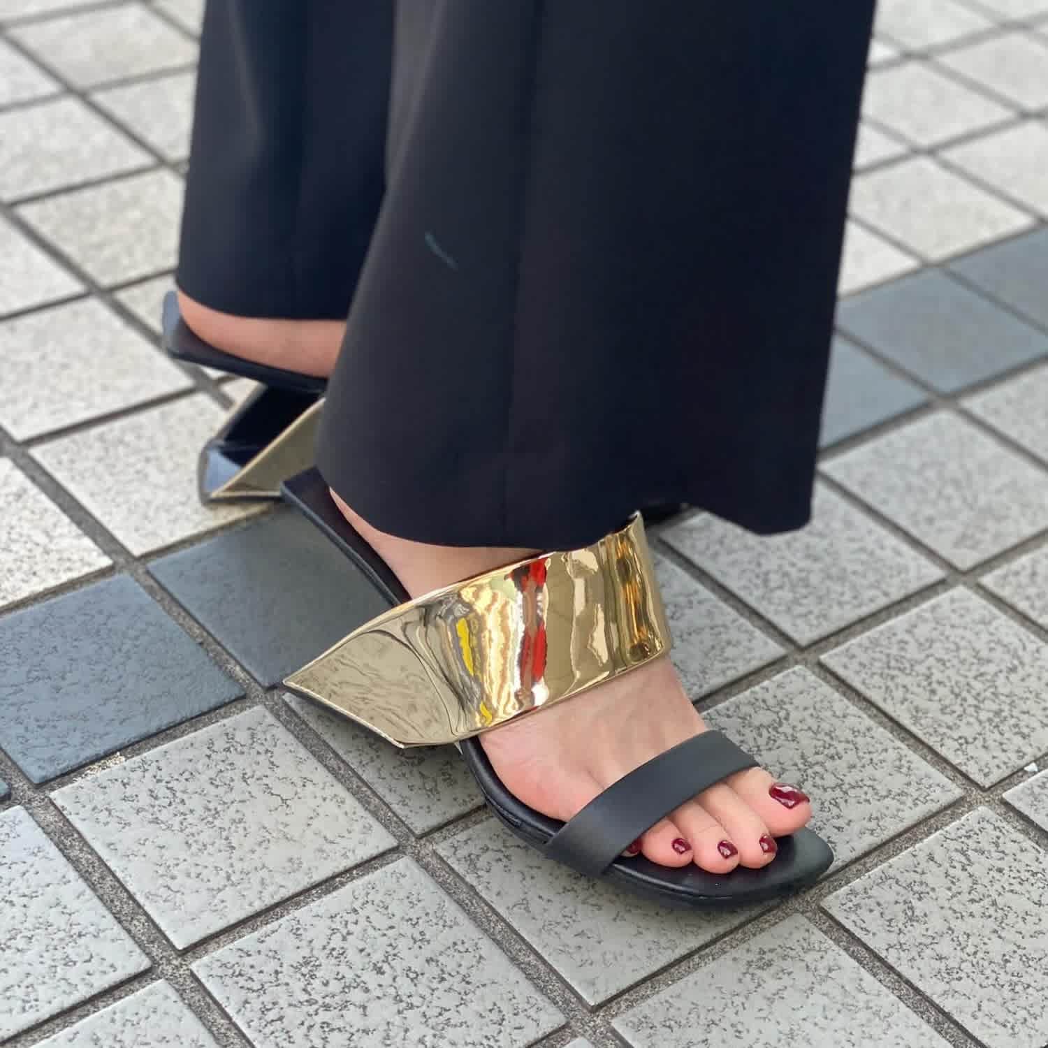 Loop Hi - Gold Ii | United Nude | Wolf & Badger