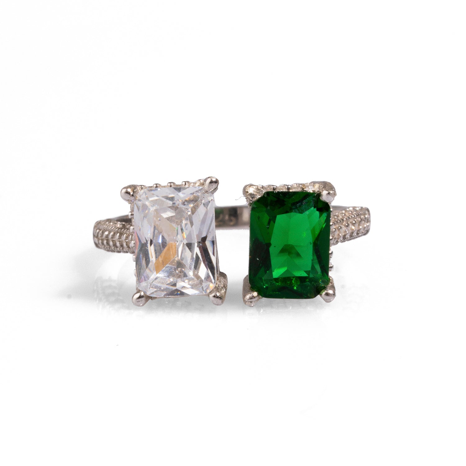 Ebru Jewelry Women's Silver / Green / White Emerald & Diamond Design Sterling Silver Statement Ring - Green