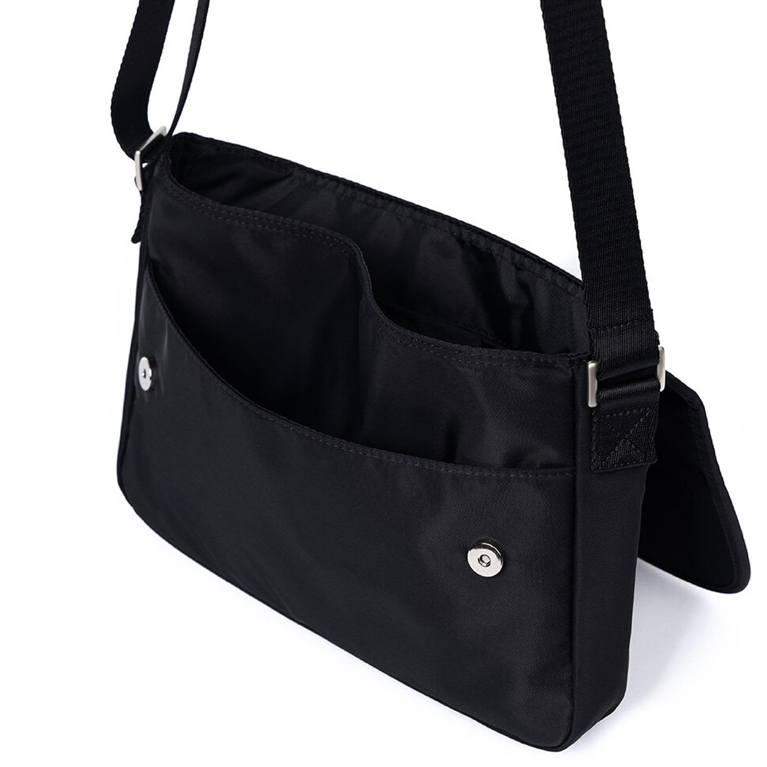 ☆HAH ARCHIVE☆ Round flap crossbody bag black S#RFCB Round Flap Crossbody Bag - Black | HAH ARCHIVE | Wolf & Badger