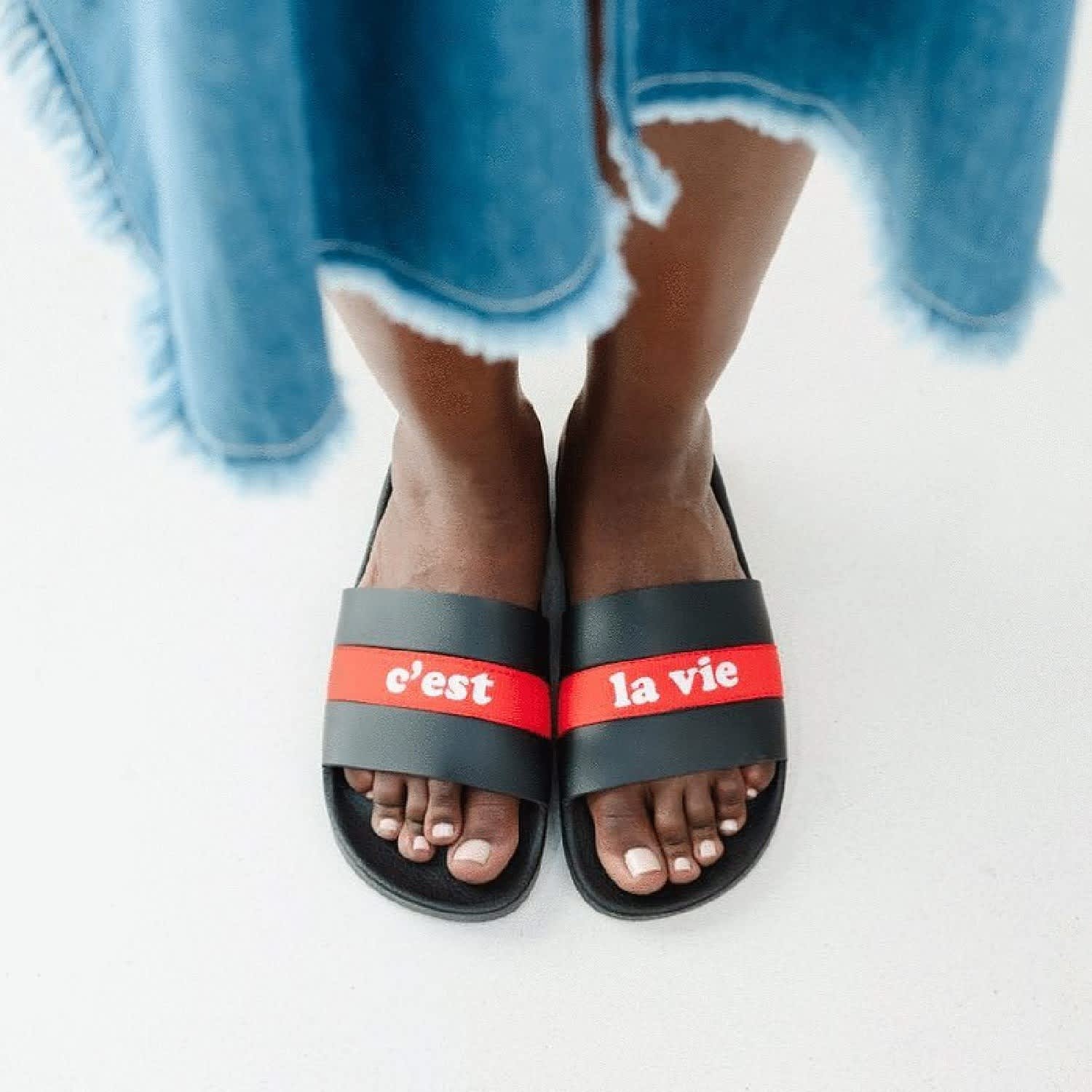  Dangerous Woman Pool Slide Sandal by Zenzee : Clothing, Shoes &  Jewelry