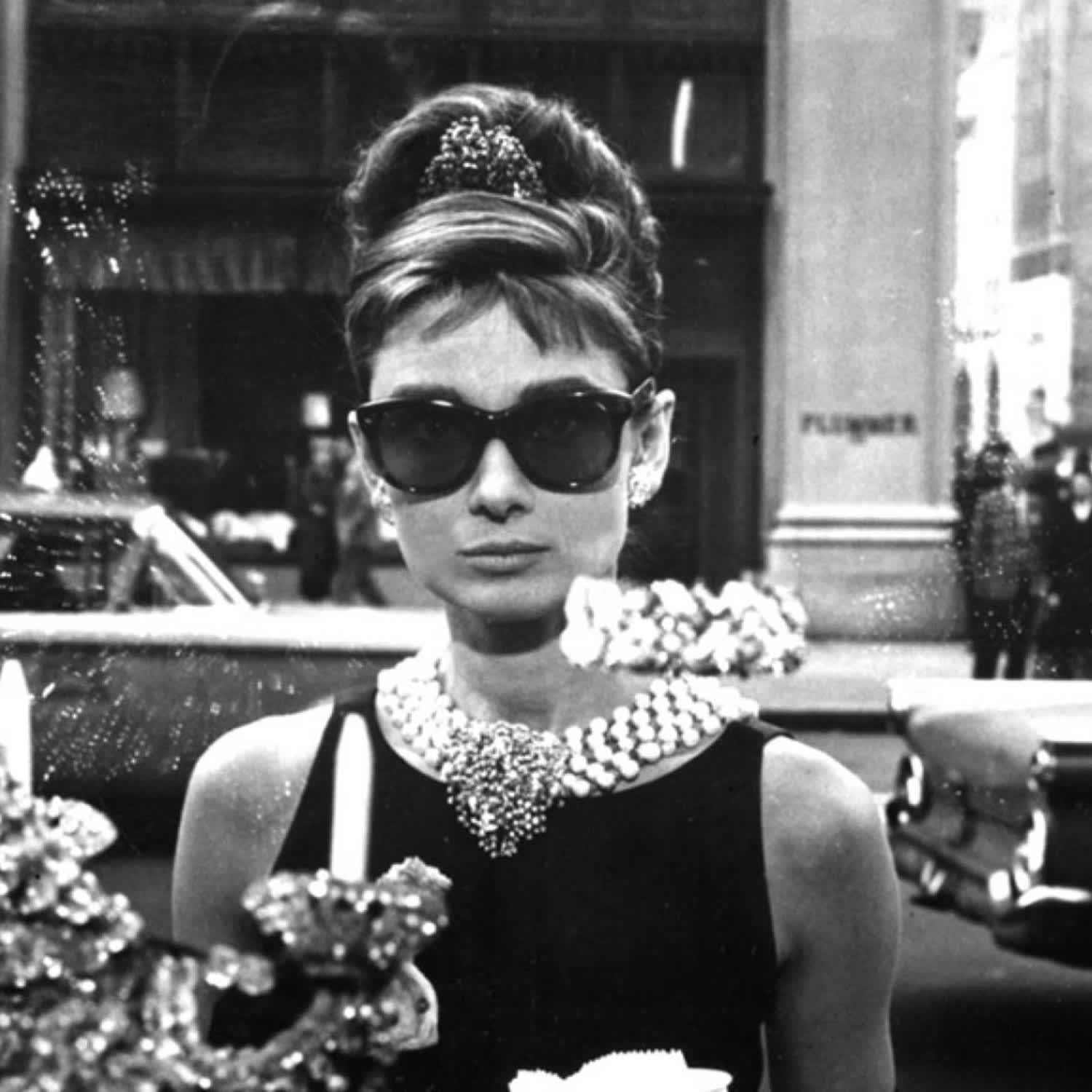 oliver goldsmith sunglasses breakfast at tiffany's